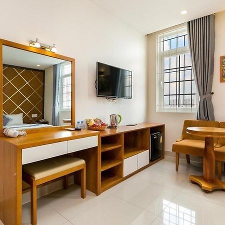 Khach San Thien Cung Hotel โฮจิมินห์ซิตี้ ภายนอก รูปภาพ
