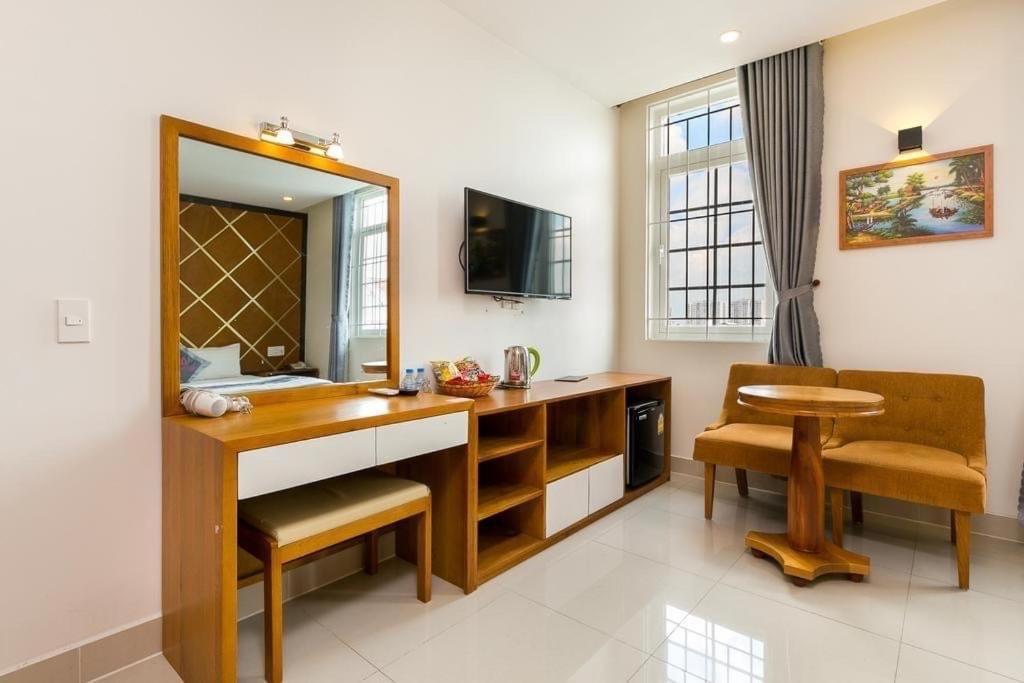 Khach San Thien Cung Hotel โฮจิมินห์ซิตี้ ภายนอก รูปภาพ